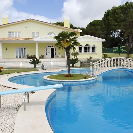 Homeysuite Luxury In Guincho Vakantiehuis Aldeia de Juzo